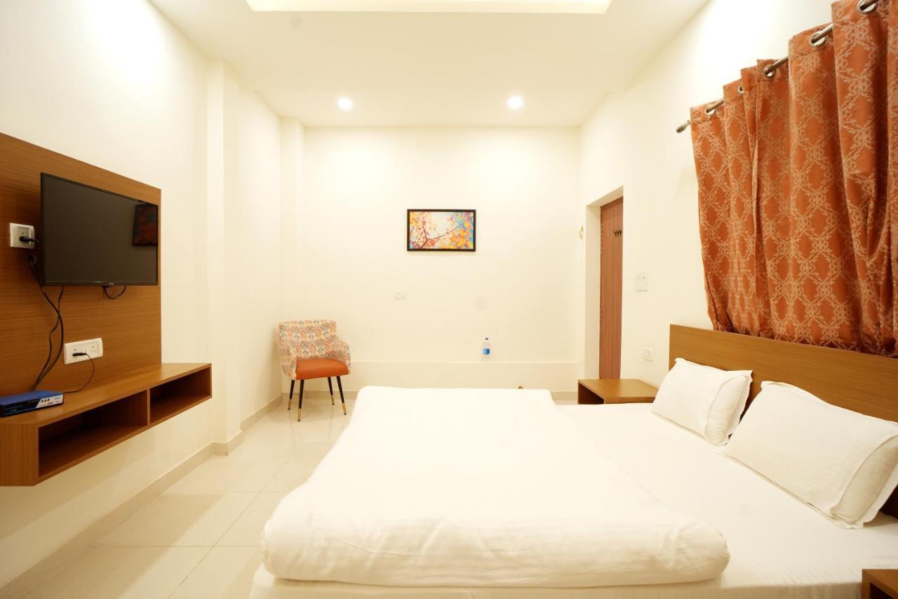 Apoorva Guest House Ayodhya Luaran gambar