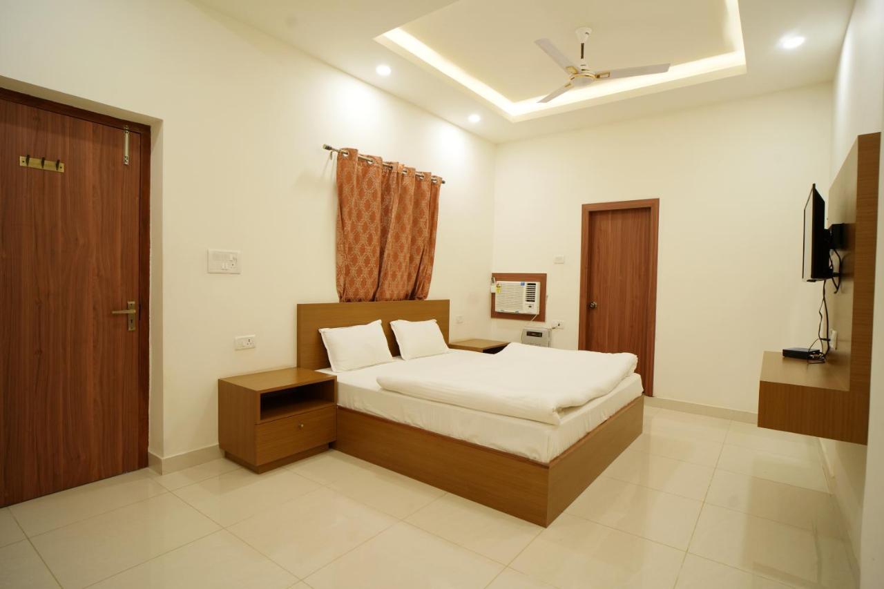 Apoorva Guest House Ayodhya Luaran gambar